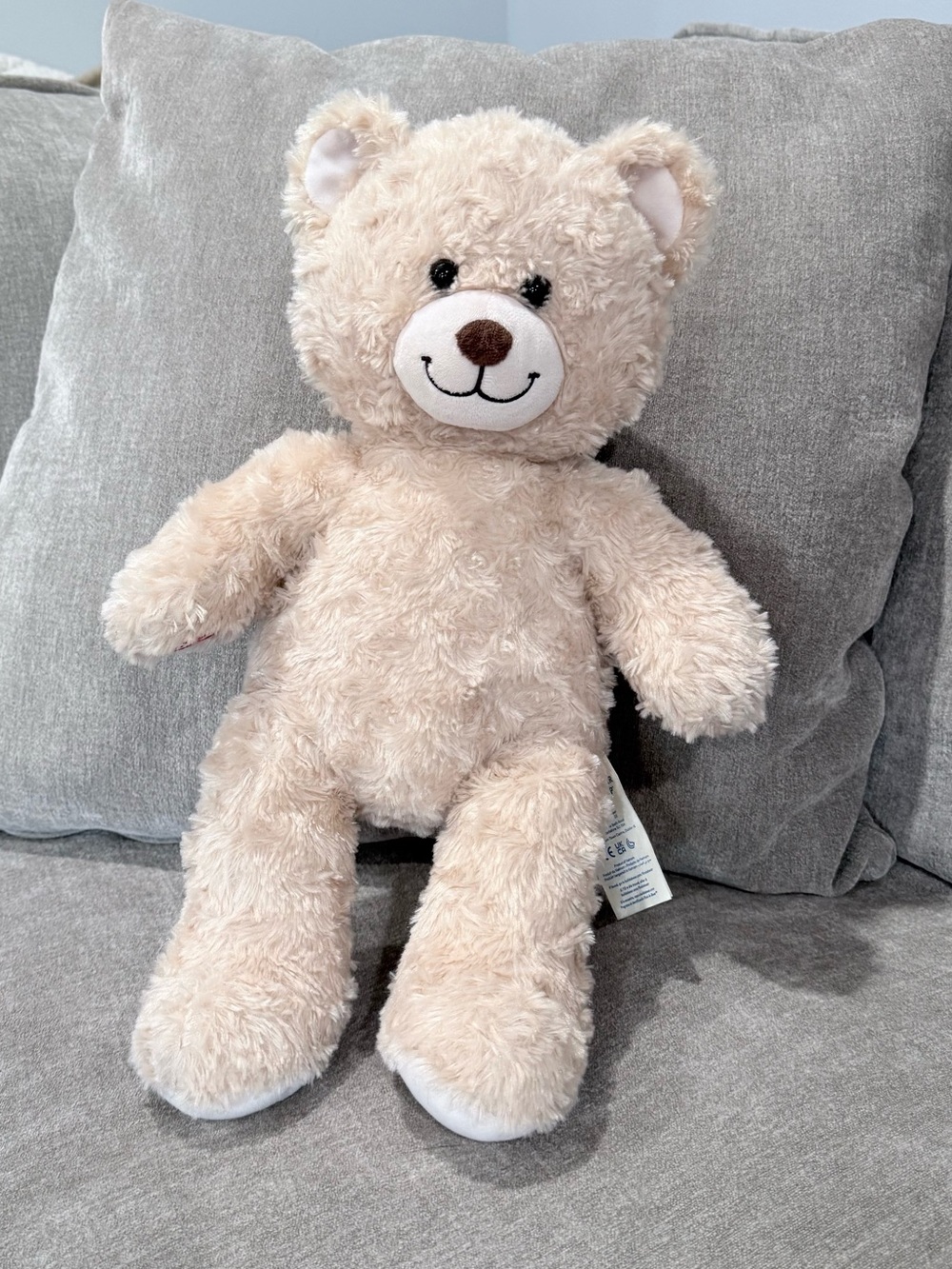 Build-A-Bear Workshop Cream Teddy Bear Plush White Paws Classic Stuffed Animal